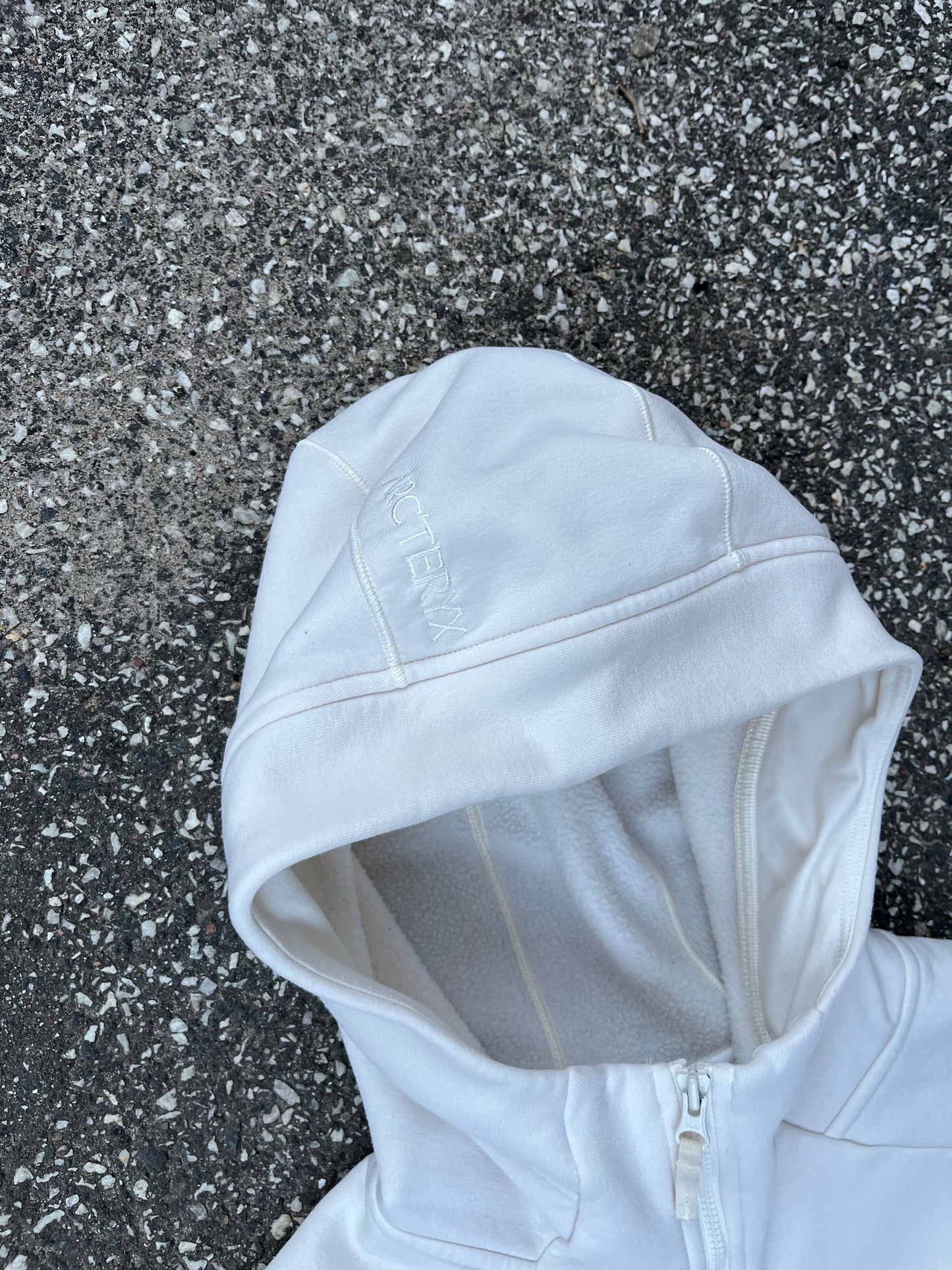 Arc’teryx Fleece Full-Zip Hoodie – White XL Dame M–L Herre