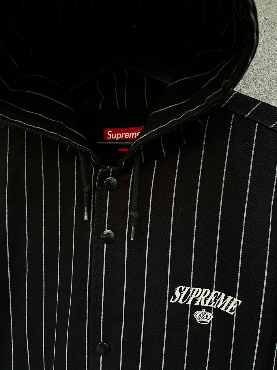 Supreme Jakke 2013 – Stribet Sort – Str. Large