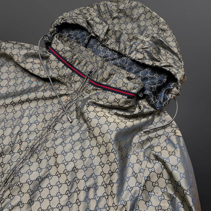 Gucci GG Monogram Windbreaker – Str. 52 (Large)