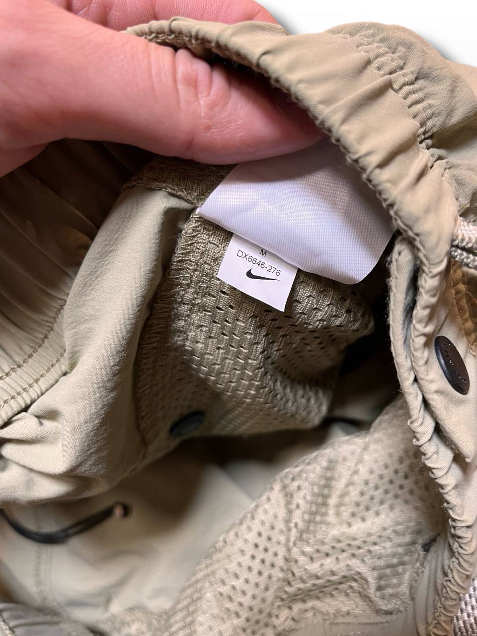 Nike ACG bukser shorts med bælte i beige i M medium mænd