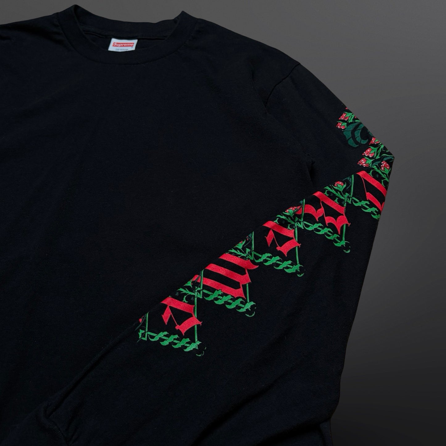 Supreme Strawberries L/S Tee Sort Small Longsleeve