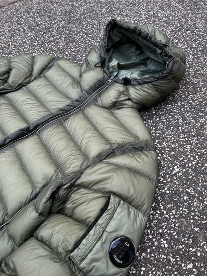 C.P. Company D.D. Shell Down Jacket Olive / Bombay Green, Str. XS – Fitter Small