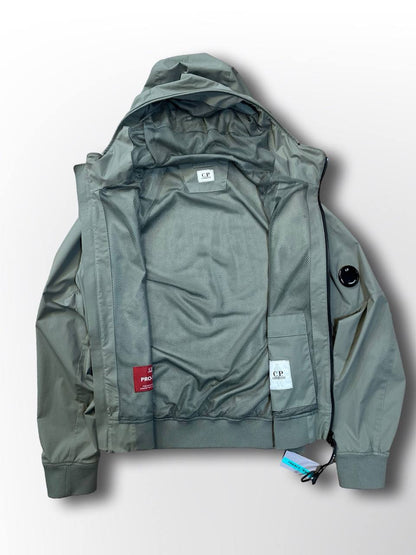 C.P. Company Pro-Tec Jakke vindjakke i S small olive grøn farve