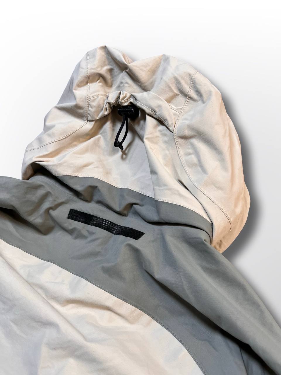 “Vintage skaljakke regnjakke fra The North Face Gore-tex i Hvid beige S small”