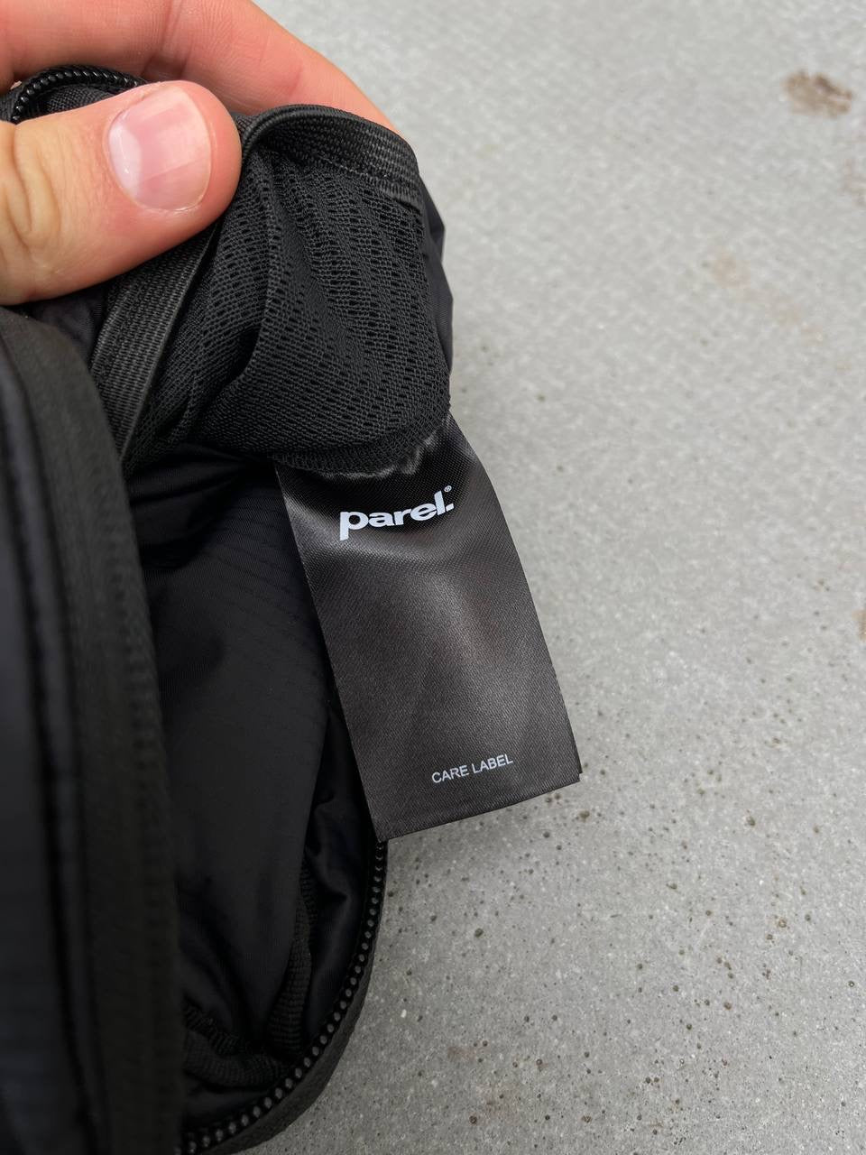 Parel Taske Messenger Sort Black Reflective Logo