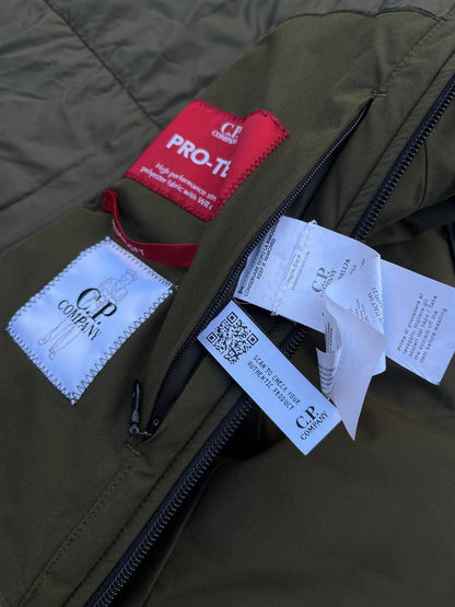 C.P.Company Pro-Tek jakke Primaloft i khaki Grøn S Small Brugt