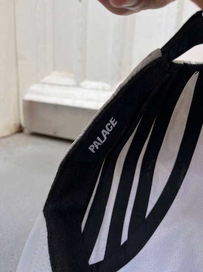 Palace S-Runner 2 Shell Hat Cap Kasket I Grå med Hvide Striber One Size Reflective Logo