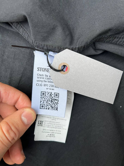 “Brugt Overshirt Stone Island i S Small Sort 7115115WN”
