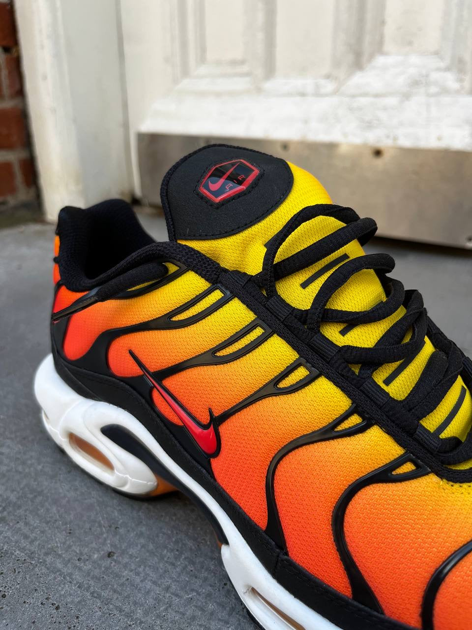 Nike Air Max Plus TN "Sunset" (2024) Sneakers Brand New 44.5