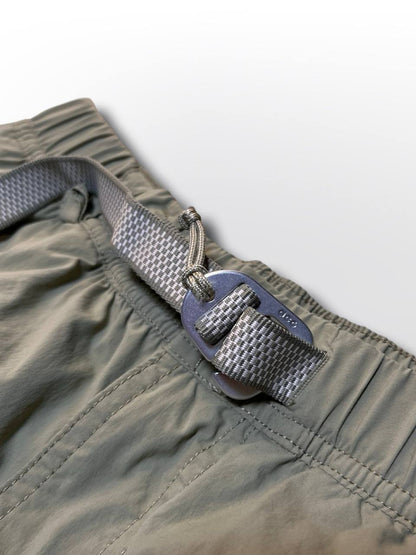 Nike ACG bukser shorts med bælte i beige i M medium mænd