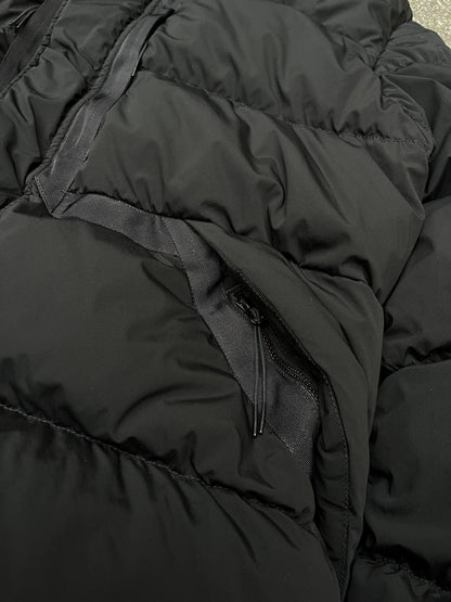 C.P.Company Nycra-R puffer Jacket dynejakke dyn jakke Google Jacket fra C.P.Company vinterjakke i sort med briller størrelse 52 L large herre mænd