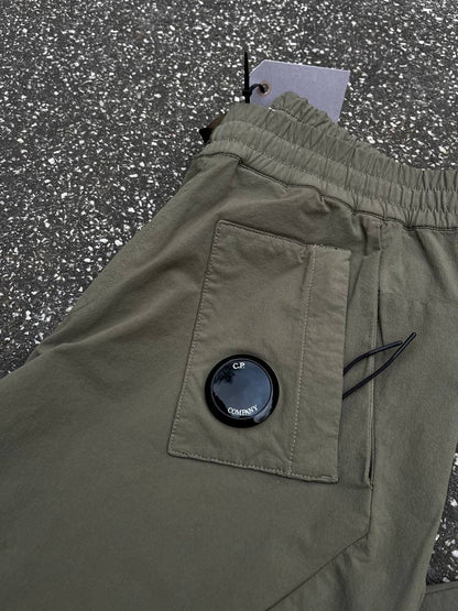 C.P. Company Bukser khaki S small brugte