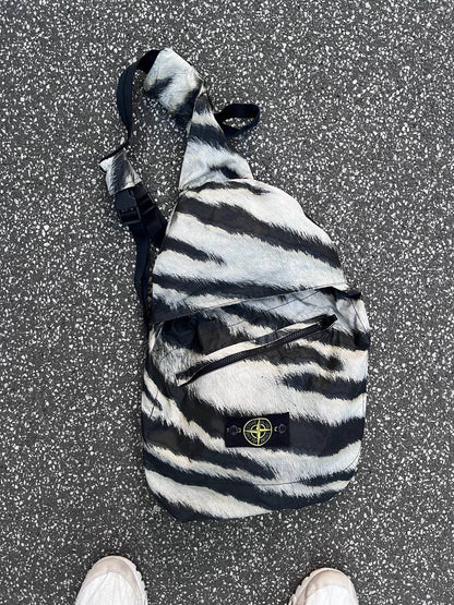 Stone Island 2Way Bag Taske Sebra Sling Bag Og Rygsæk 2 in 1 Brugt Used