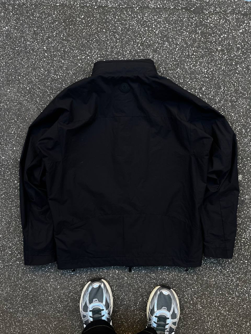 Moncler Itier Jakke i Sort Medium 3 Herre