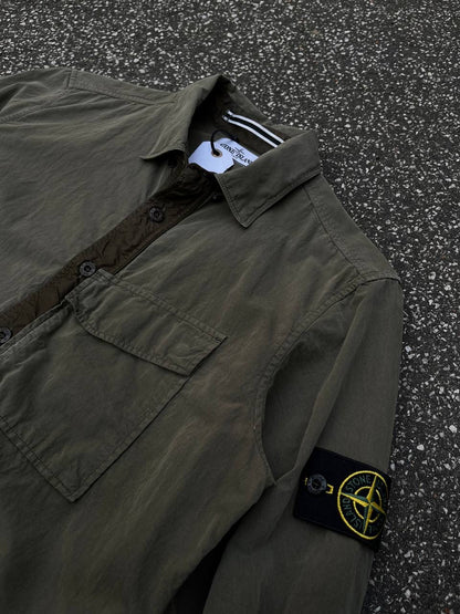 Stone Island Skjorte i Grøn Khaki M Medium Vintage Brugt Used