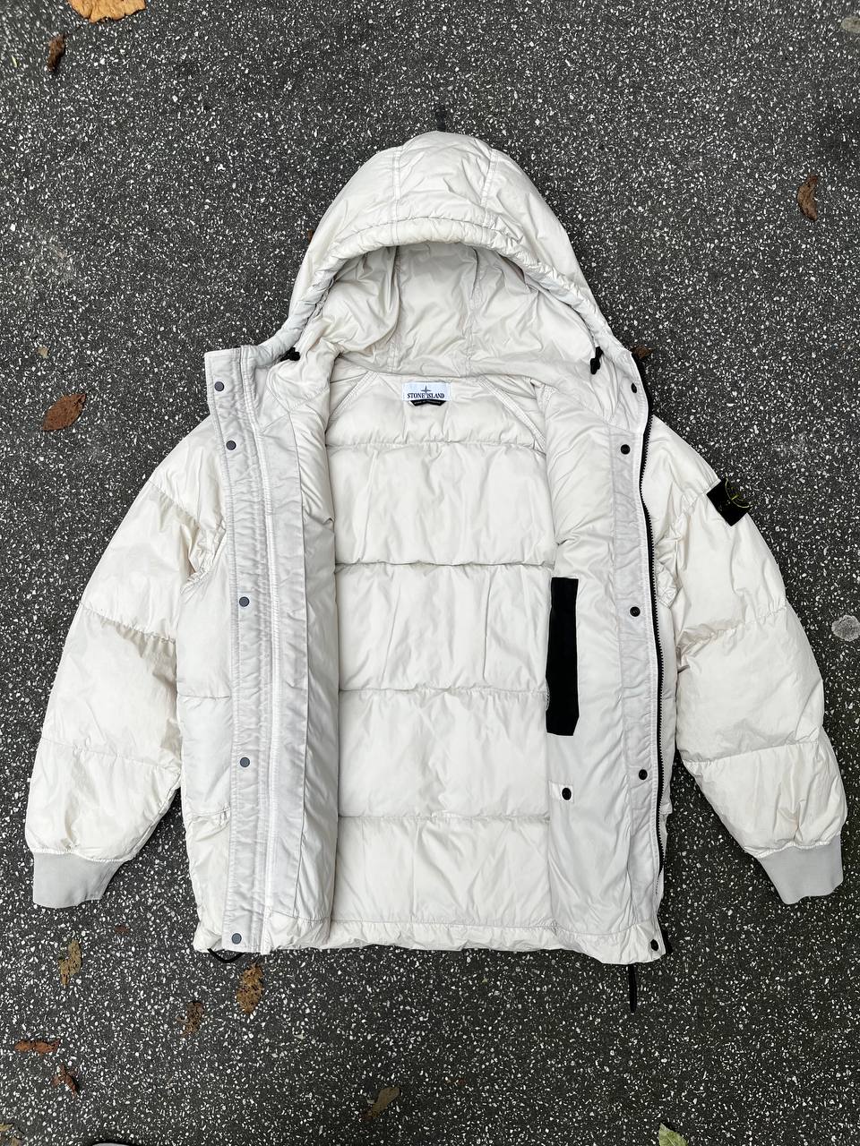 Vinterjakke dynejakke Stone Island i hvid GARMENT DYED CRINKLE
REPS R-NY DOWN i L large
