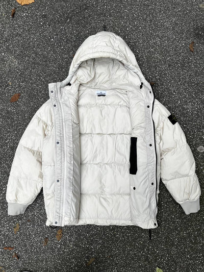 Vinterjakke dynejakke Stone Island i hvid GARMENT DYED CRINKLE
REPS R-NY DOWN i L large