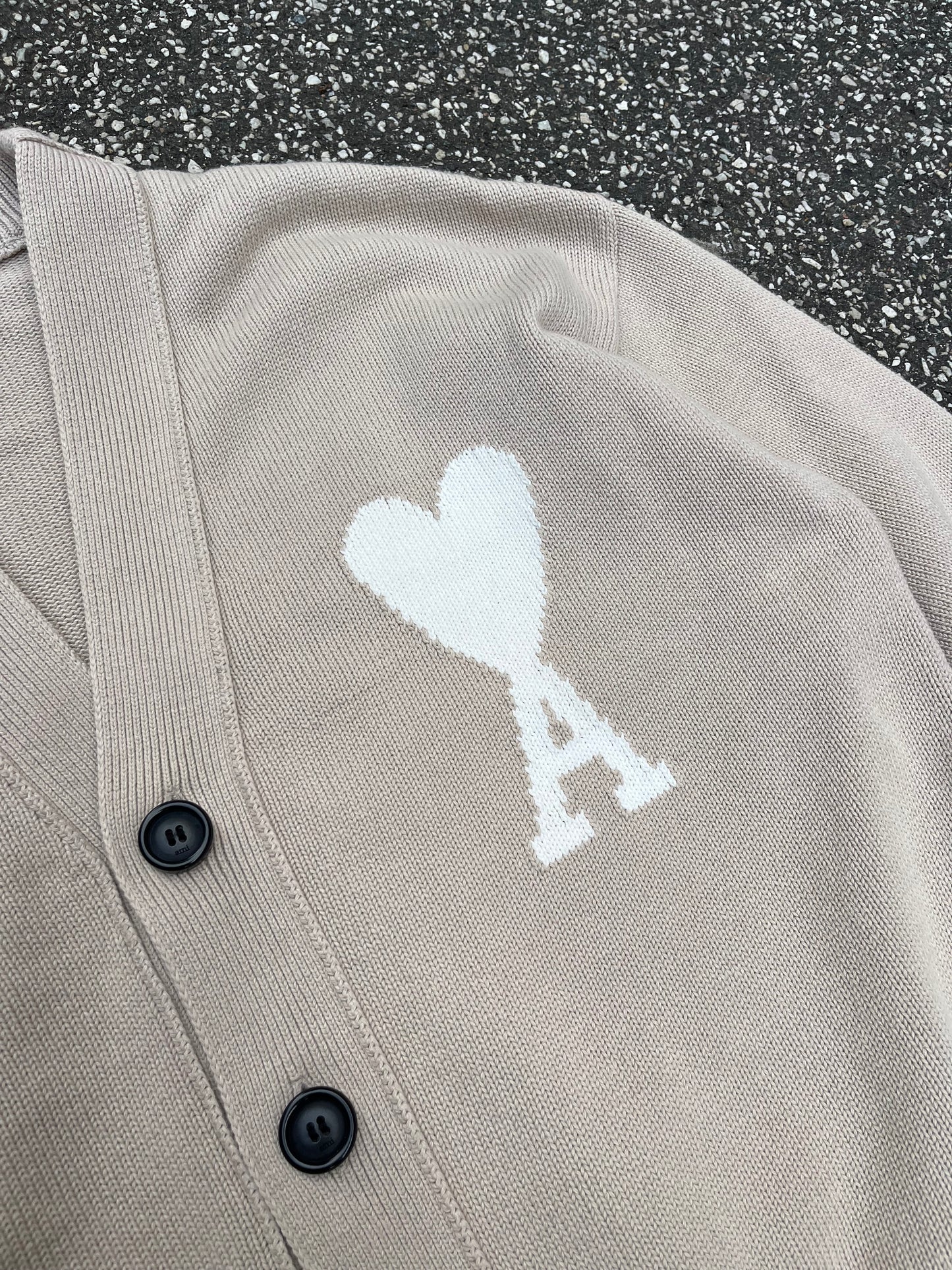 AMI Paris De Coeur Cardigan Beige, Str. L