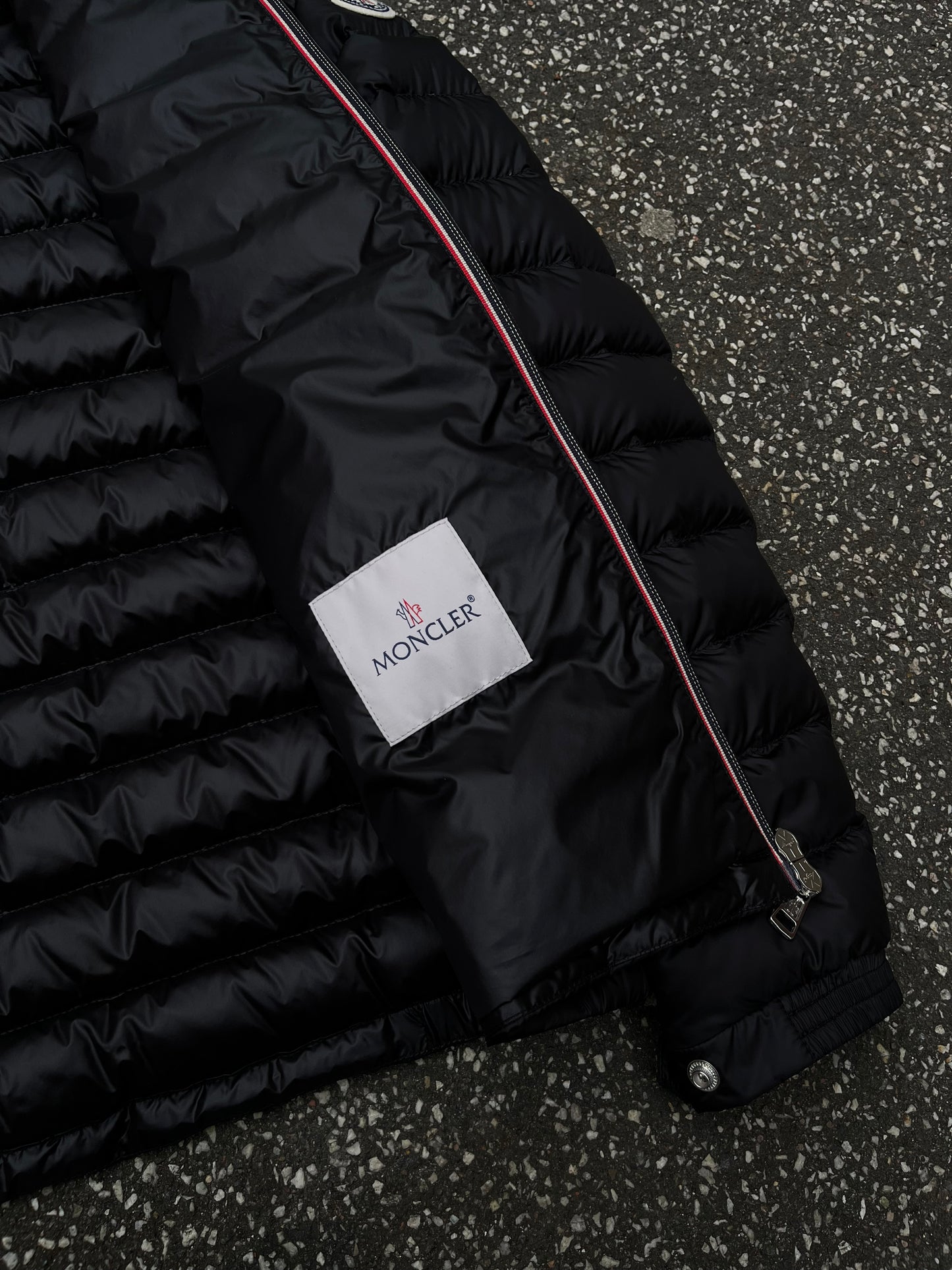 Moncler Daniel Jacket – Black Str. 2 / Small