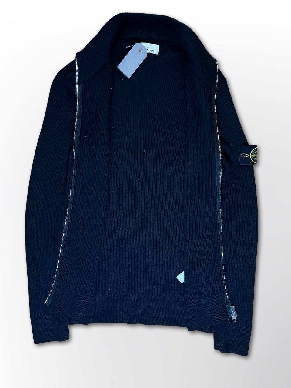 Brugt Used Cardigan Stone Island i Uld i M Medium Sort Black i God Stand