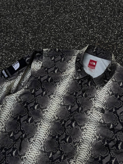 Supreme X The North Face Regnjakke Skaljakke Snake Skin L Large Grå