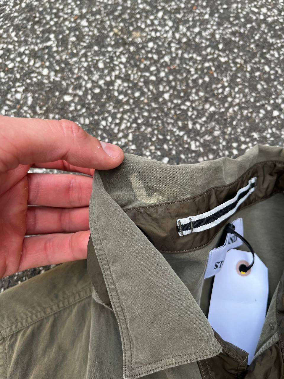 Stone Island Skjorte i Grøn Khaki M Medium Vintage Brugt Used