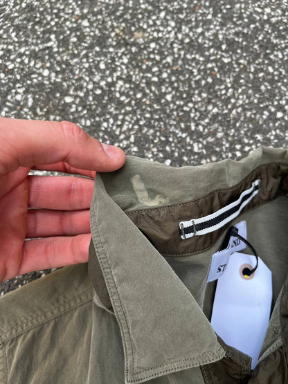 Stone Island Skjorte i Grøn Khaki M Medium Vintage Brugt Used