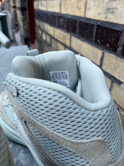 Adidas Yeezy Desert Boot “Salt” US 9.5 / EU 43