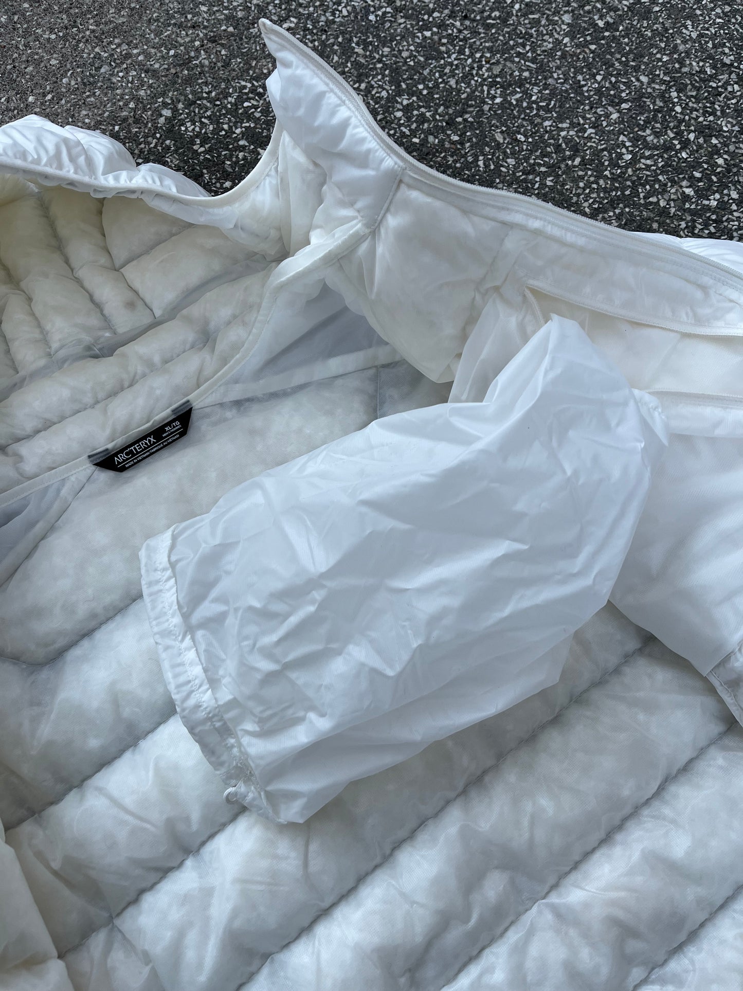 Arc’teryx Cerium Hoody M – White – Str. XL