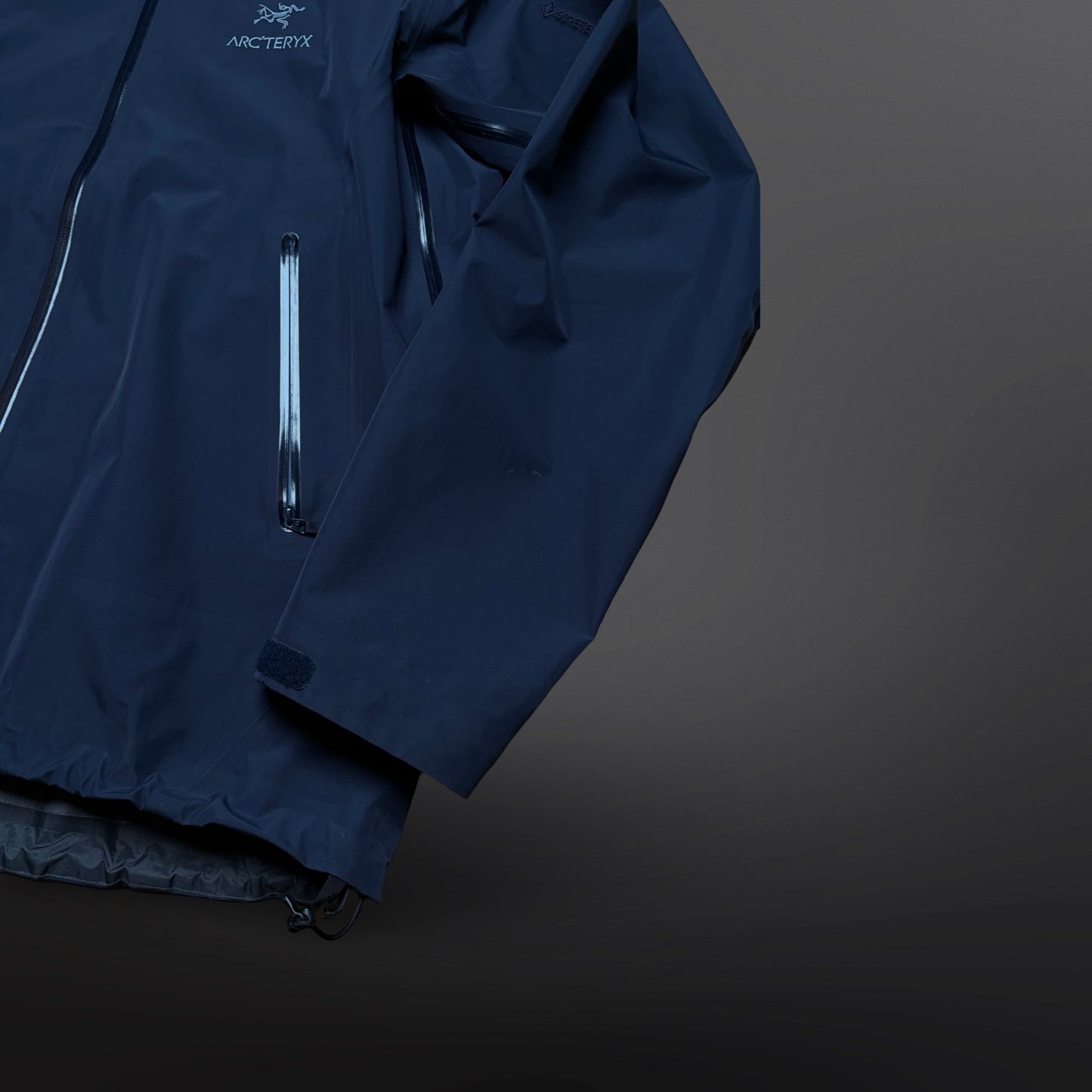 Arc’teryx Beta LT Jacket – Navy (XL)