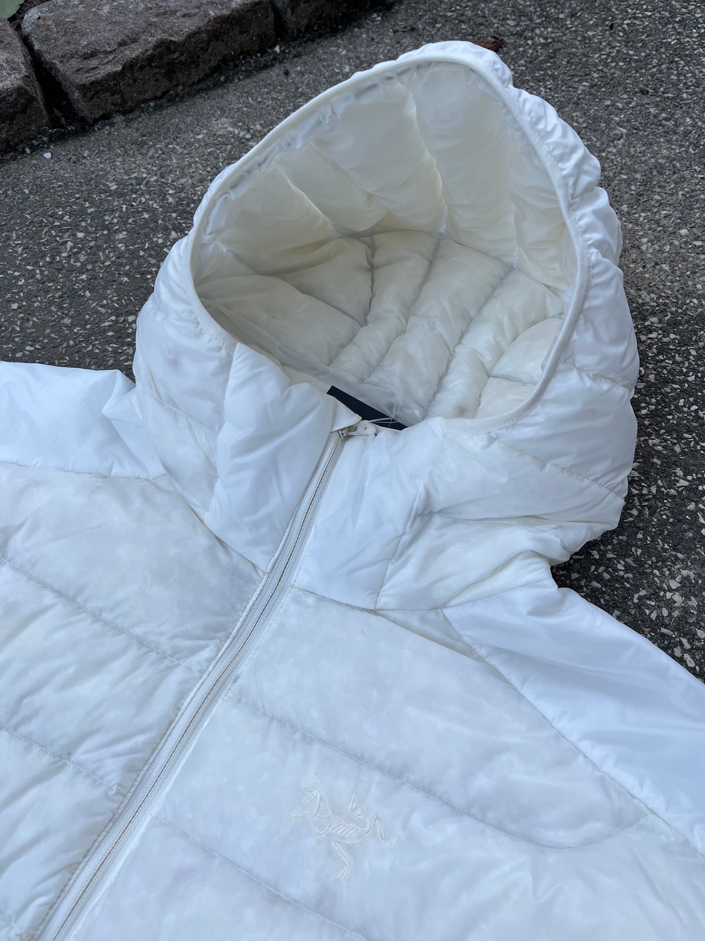 Arc’teryx Cerium Hoody M – White – Str. XL