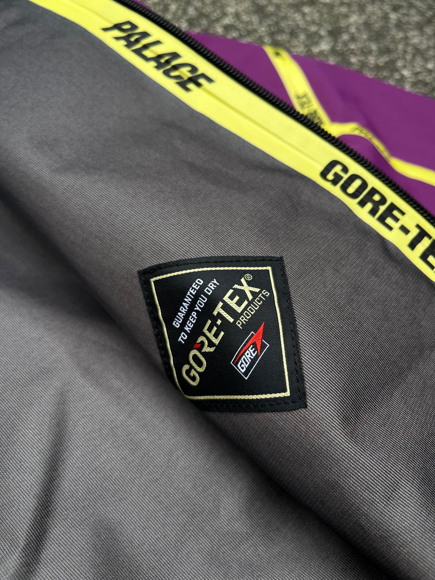 Palace Gore-Tex Skaljakke Regnjakke Lilla M Medium