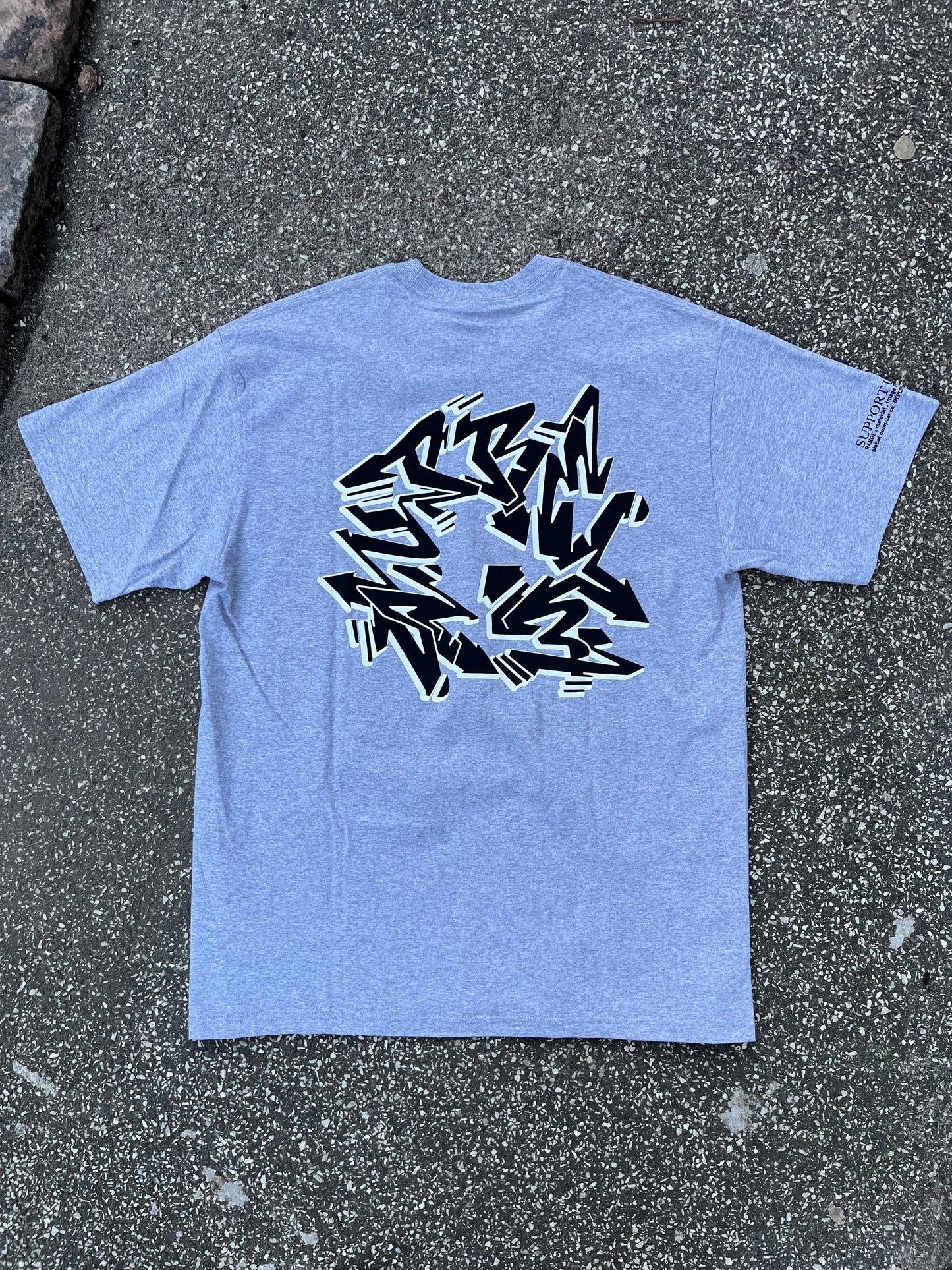 Supreme Graffiti Logo Tee – Heather Grey Large