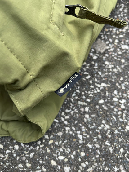 Supreme GORE-TEX Mountain Parka Olive / Camo Fleece S Small