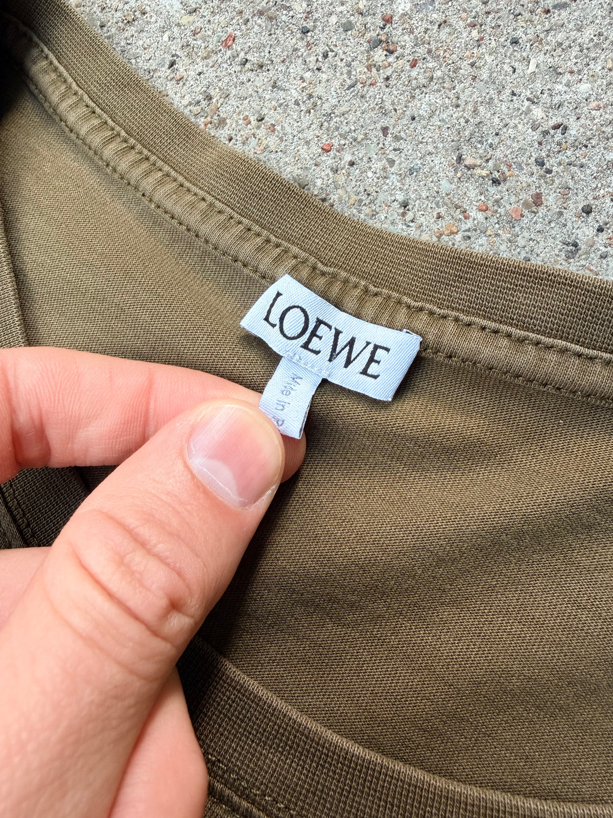 LOEWE Anagram Embroidered T-Shirt – Khaki / Olive – XXL, fits L/XL