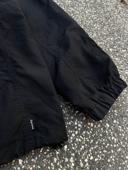 Supreme Sommer Jakke  Sort Black Reflective Logo L Large Brugt Used