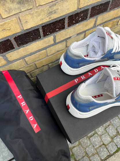 Prada Cup Sneakers 8,5 (43) Blå