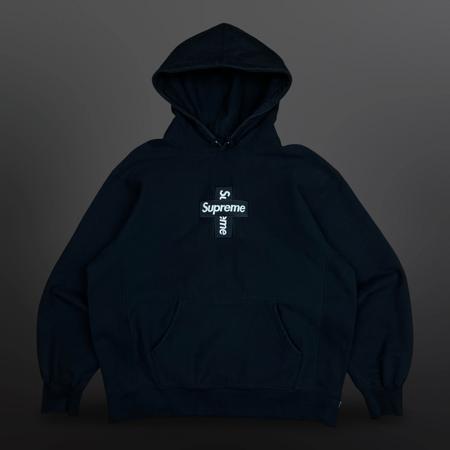 Supreme Cross Box Logo Hoodie – Sort Str. XL