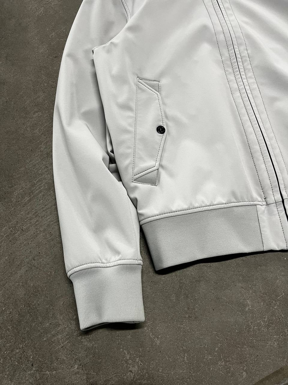 Stone Island Softshell R i hvid XL brugt