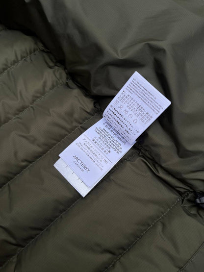 Brugt Arc’teryx Cerium down vest i khaki grøn M medium