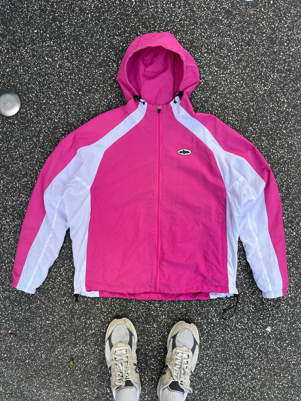 Corteiz Rose Pink Taille International M Medium Windbreaker Sommerjakke Rose Hvid White