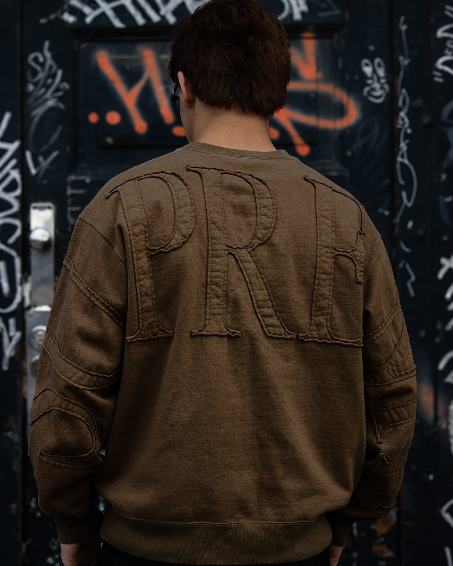 Supreme Tonal Appliqué Crewneck Olive Brown, Str. Large