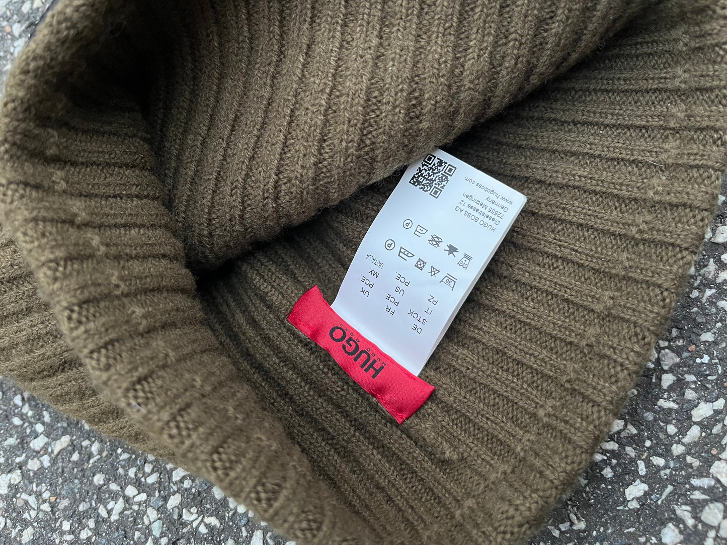 HUGO Rib Knit Beanie – Olive Green