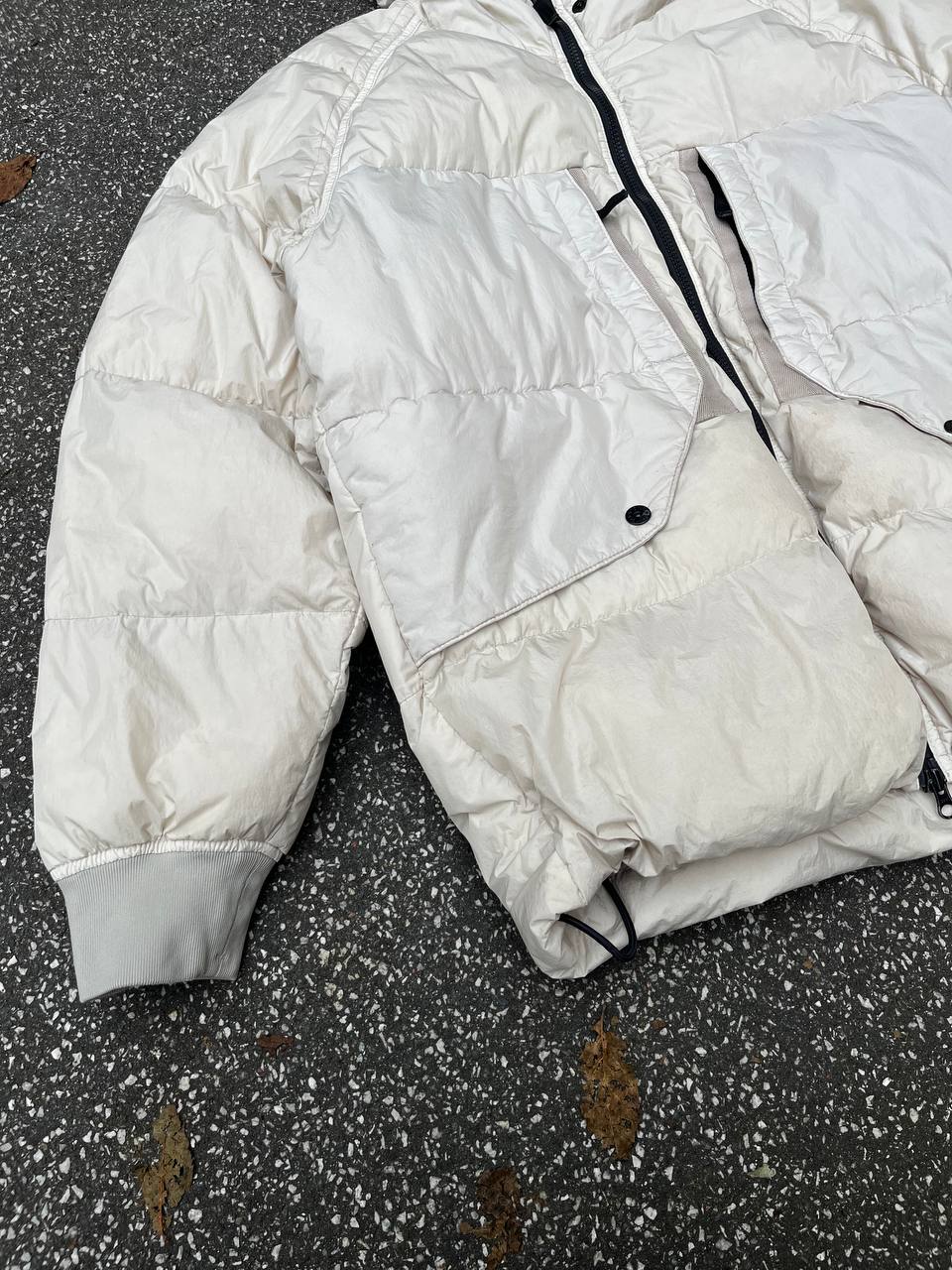 Vinterjakke dynejakke Stone Island i hvid GARMENT DYED CRINKLE
REPS R-NY DOWN i L large