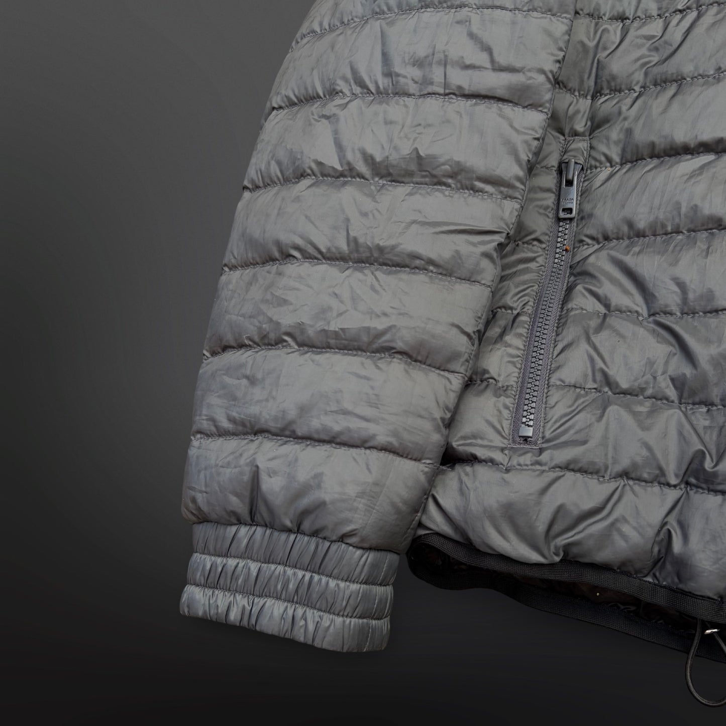 Prada Micro Puffer Jacket – Grey (Str. 52 / fits M)