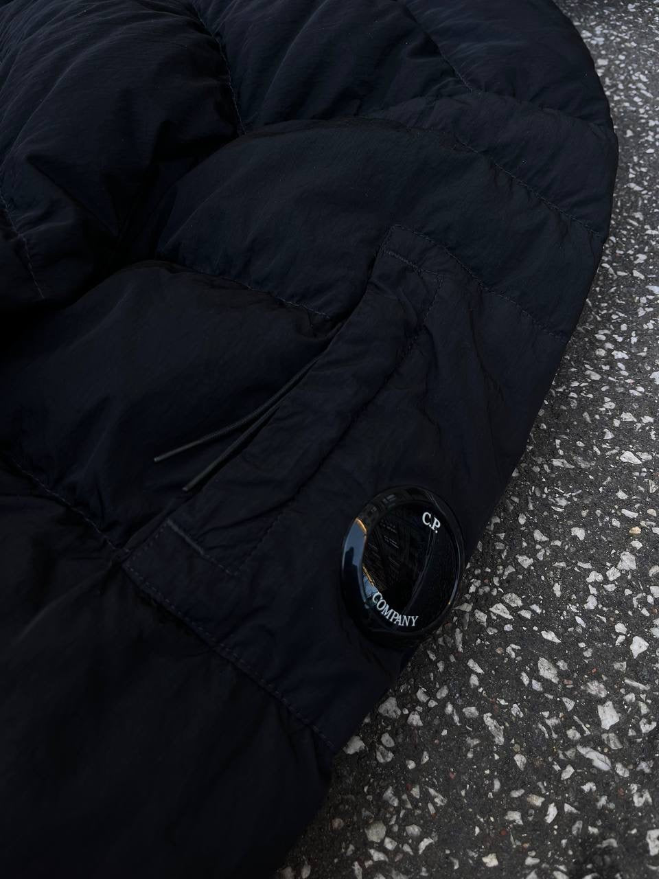 C.P. Company Eco-Chrome R vinterjakke dunjakke Medium sort brugt