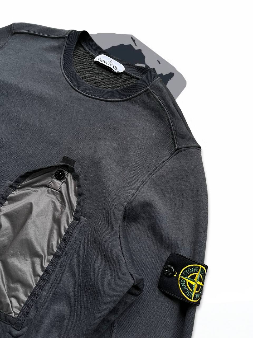 Brugt Used Stone Island Sweatshirt med lomme i Medium Grå Grey 711564046