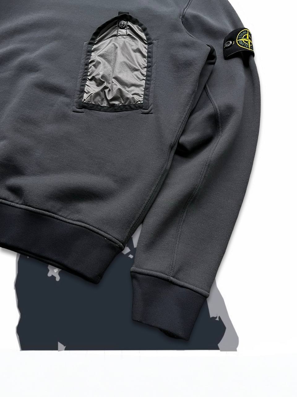 Brugt Used Stone Island Sweatshirt med lomme i Medium Grå Grey 711564046