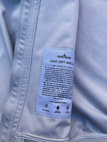 Stone Island Soft Shell R i Hvid Large Jakke Brugt