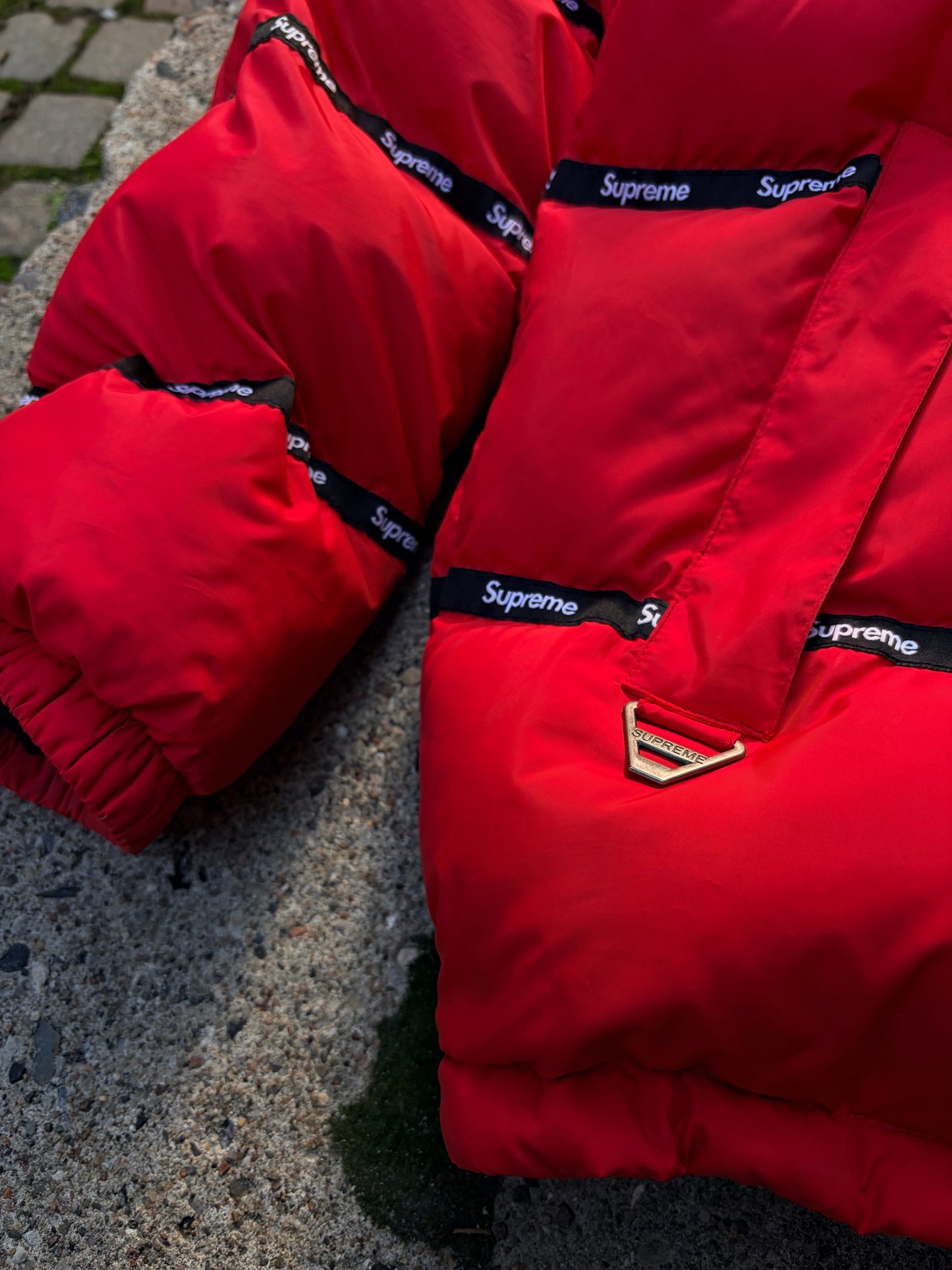 Supreme Taped Seam Puffer Jacket – Red – Large